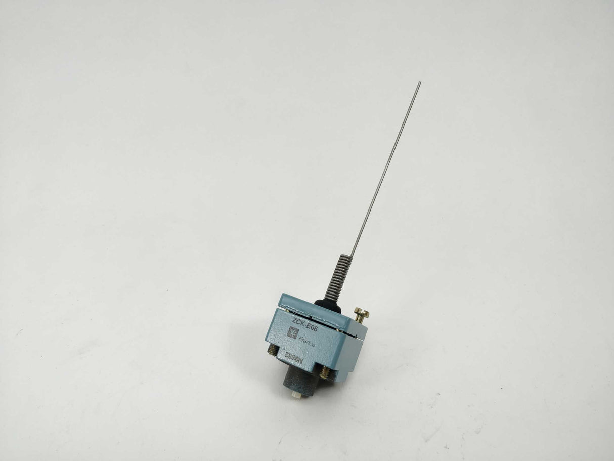 TELEMECANIQUE 064623 Limit switch head ZCK E06