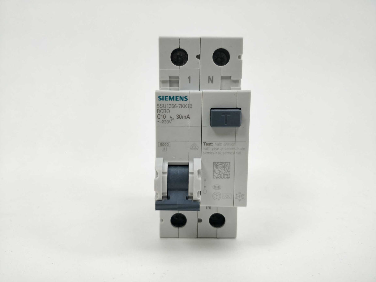 Siemens 5SU1356-7KK10 RCBO Circuit breaker 30mA trip 230V