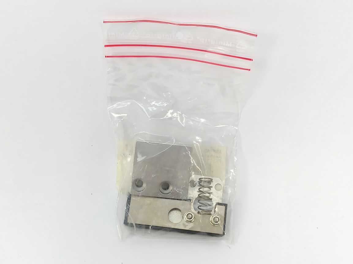 Siemens 00337328-01 Friction Block Bracket Y-Axis