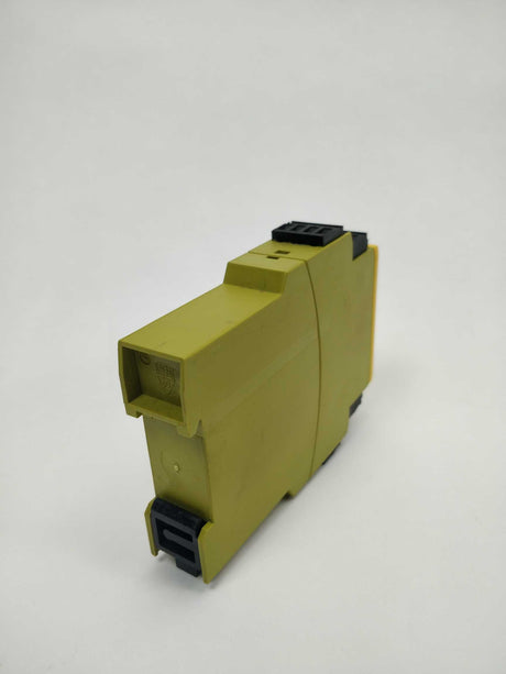Pilz 777301 PNOZ X2.8P Safety relay