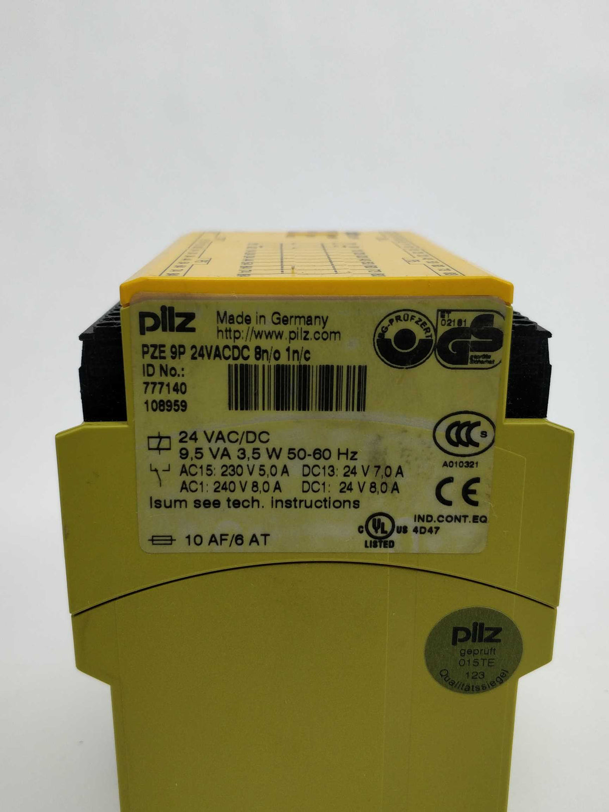 Pilz 777140 PZE 9P Safety relay