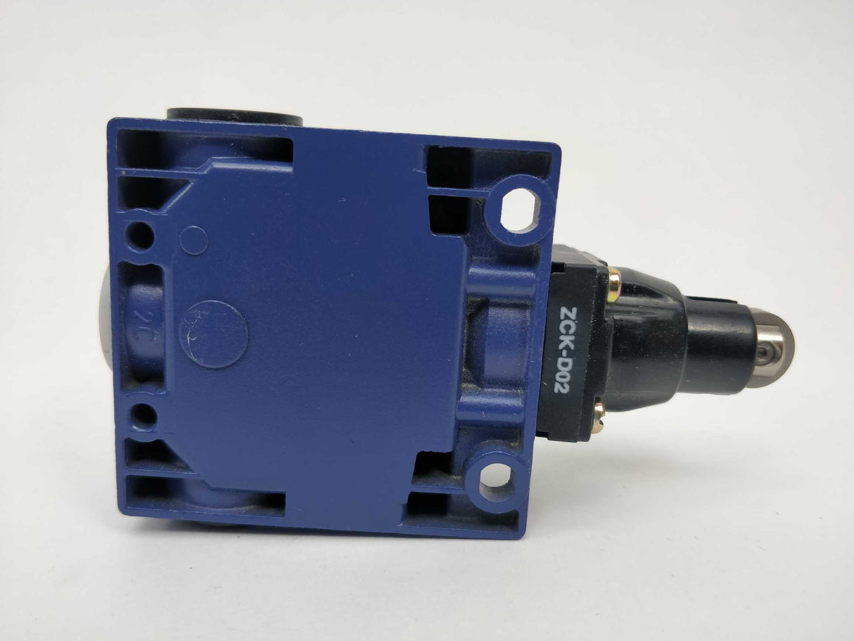 TELEMECANIQUE 064653 Limit Switch XCKM502