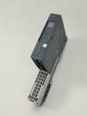 Siemens 6ES7131-6BH01-0BA0 with base 6ES7193-6BP00-0DA0