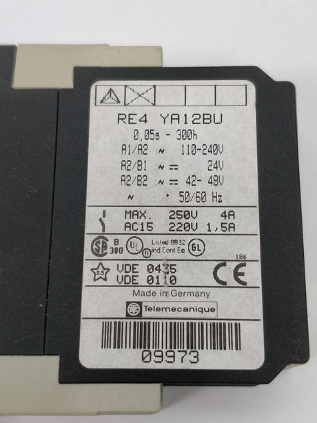 TELEMECANIQUE RE 4 YA12BU TIME DELAY RELAY 0.5s-300h