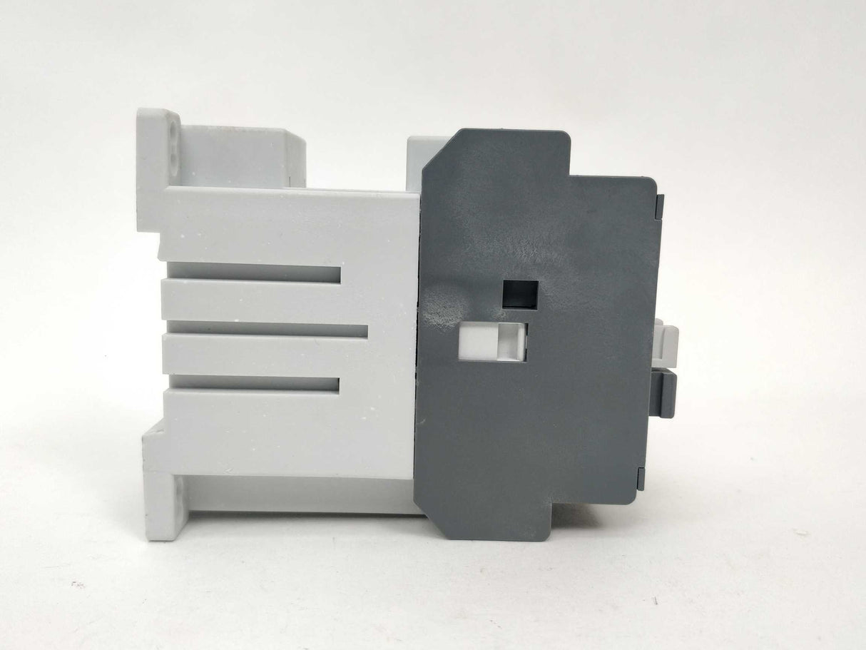 ABB AL12-30-10 Contactor R81 24VDC Coil