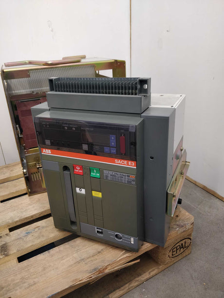ABB SACE E3S 12 Circuit Breaker Lu = 1250A Ue = 690V