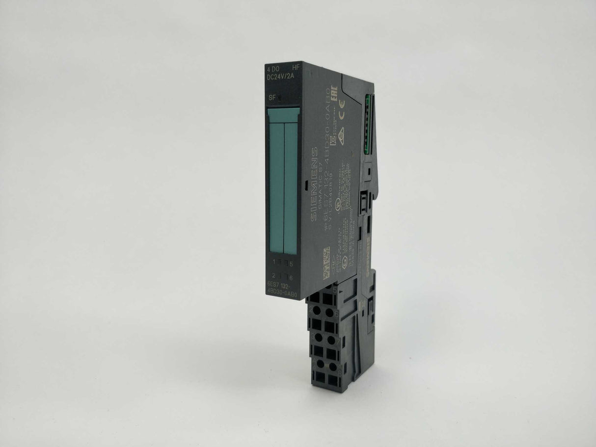Siemens 6ES7132-4BD30-0AB0 Digital output module & 6ES7193-4CA30-0AA0