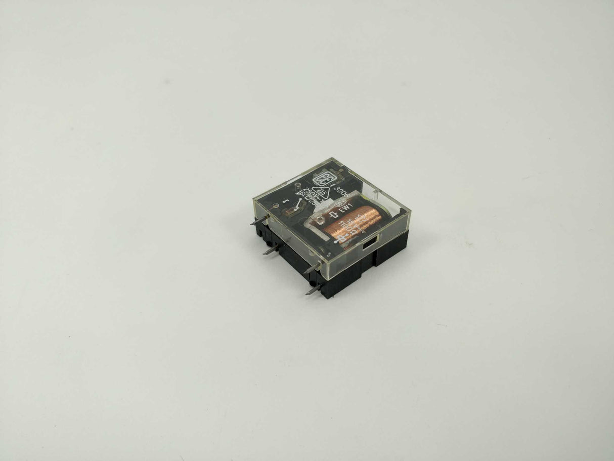 Relay E3206 Relay 18V 250V-10A