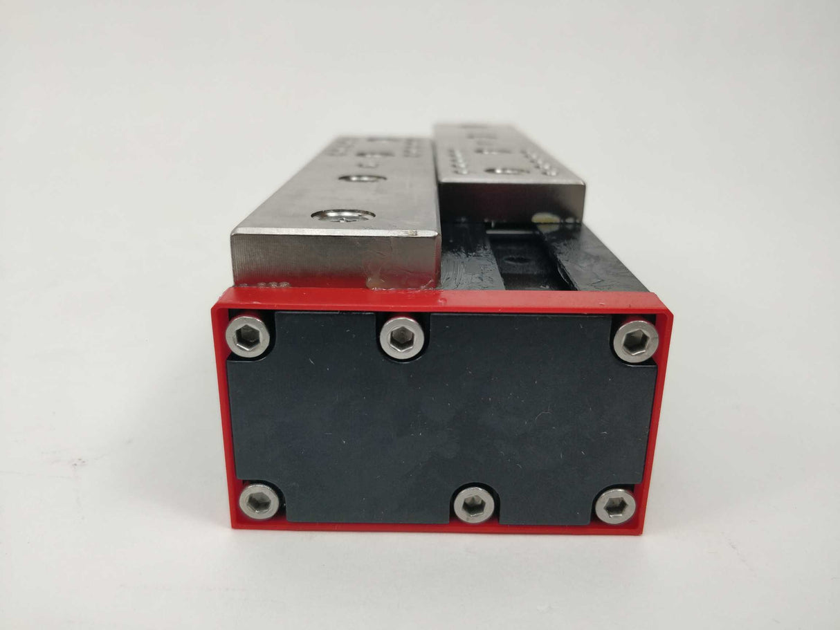 GIMATIC PE-25100 Parallel self-centring pneumatic gripper