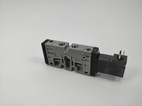 Bosch 0820060861 Pneumatic Directional Valve