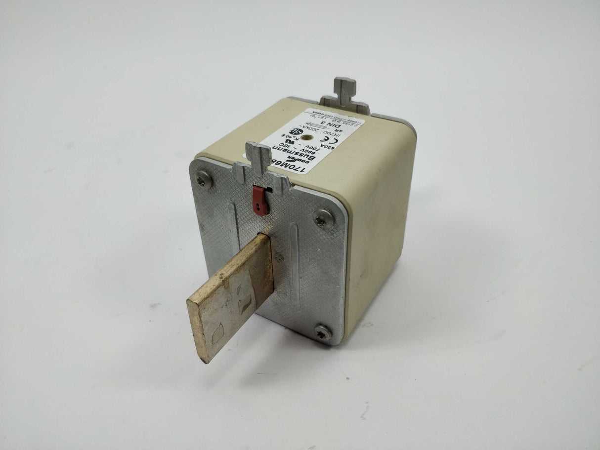 Cooper Bussmann 170M6810D FUSE 630A 690V DIN 3