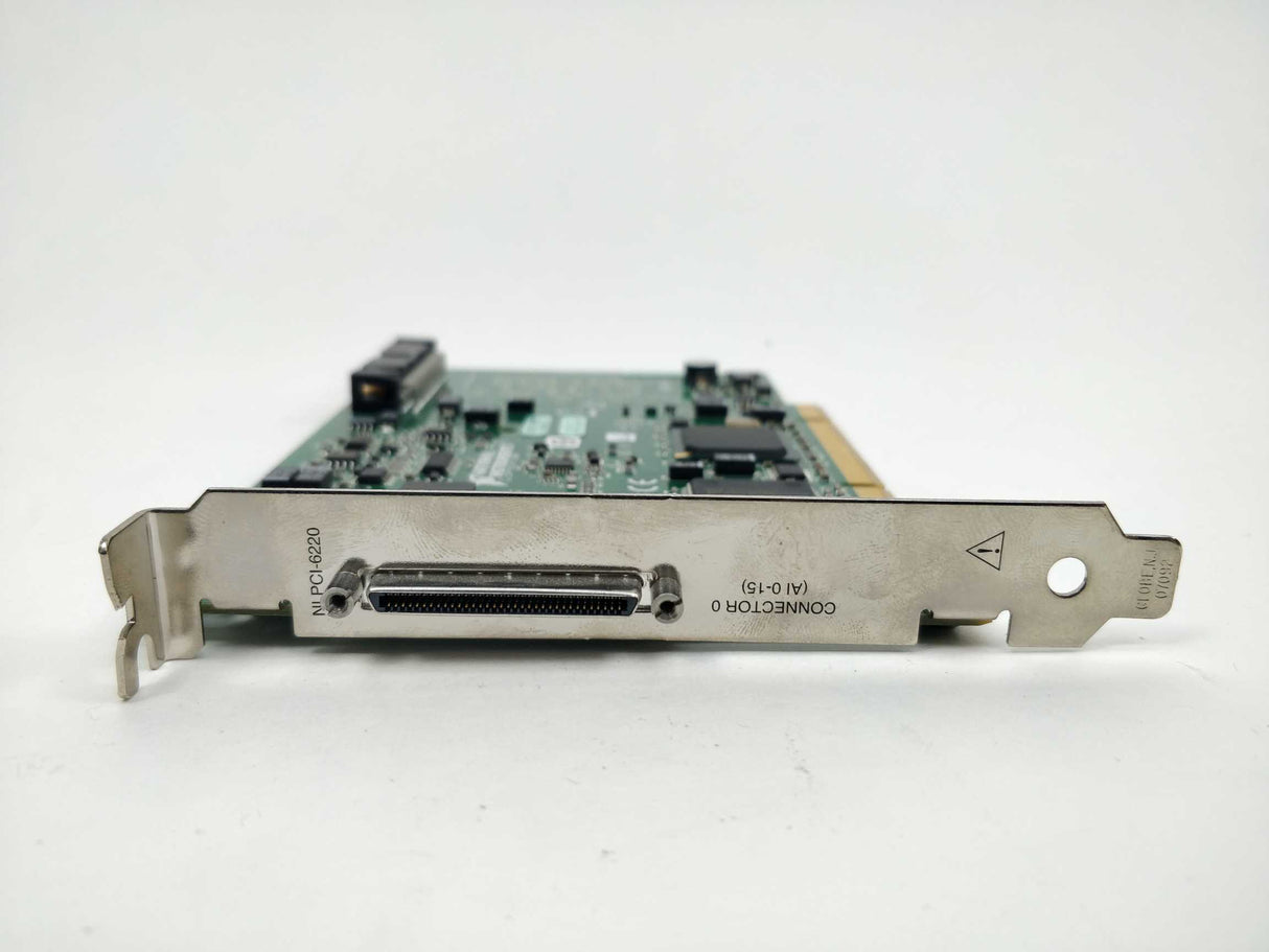 National Instruments PCI-6220 191329D-04L Multifunction I/O Device
