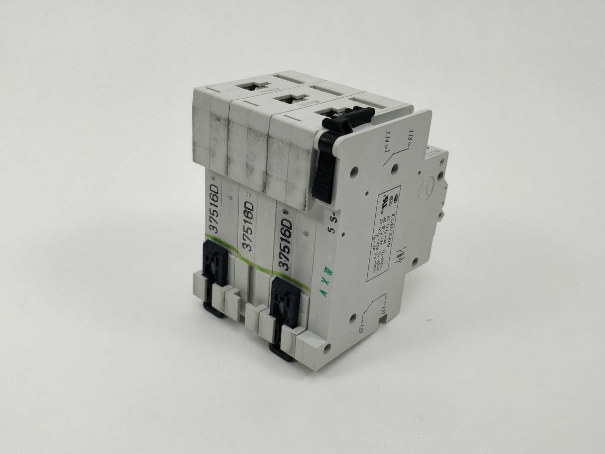 MOELLER FAZ-D16/3 Circuit breaker with XHI11 Auxiliary contact