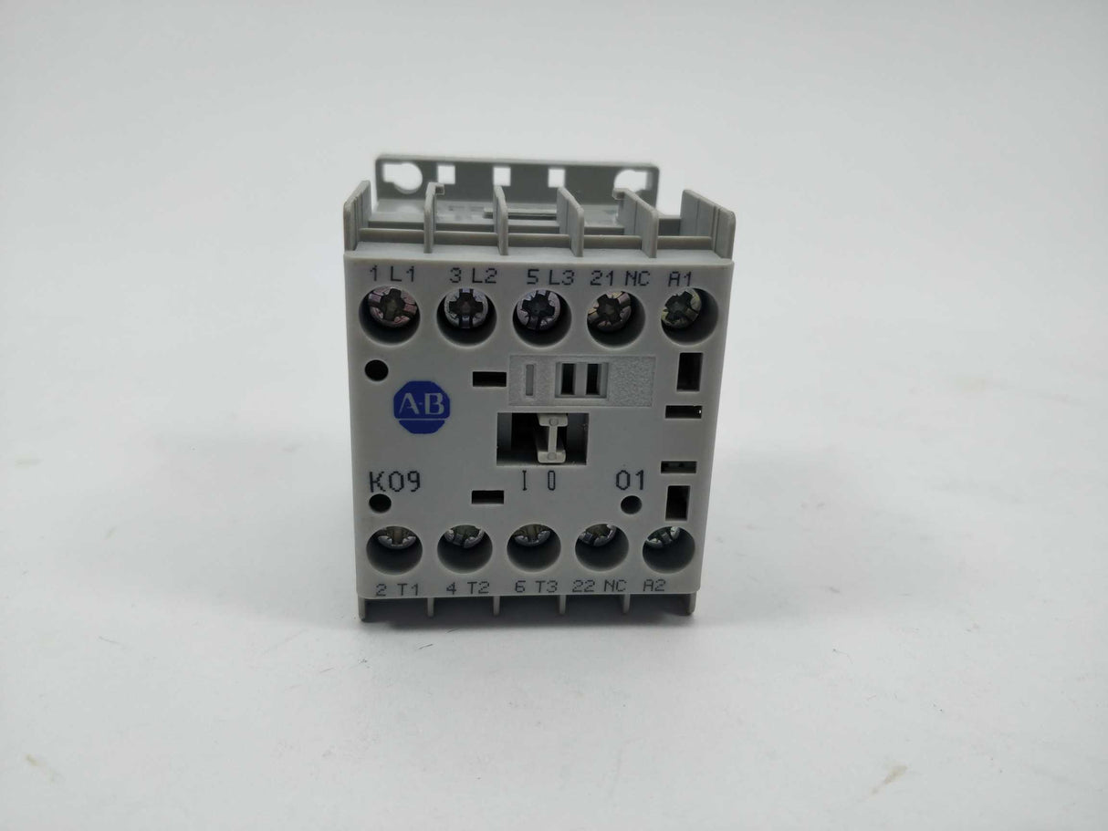 AB 100-K09KF01 Miniature Contactor. 4 Pcs