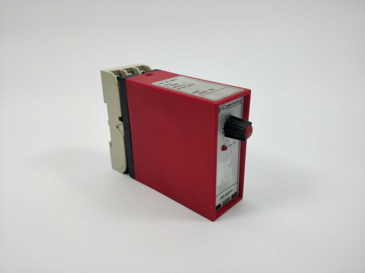 PR Electronics 2237B1 Limit Switch with Electromatic S411