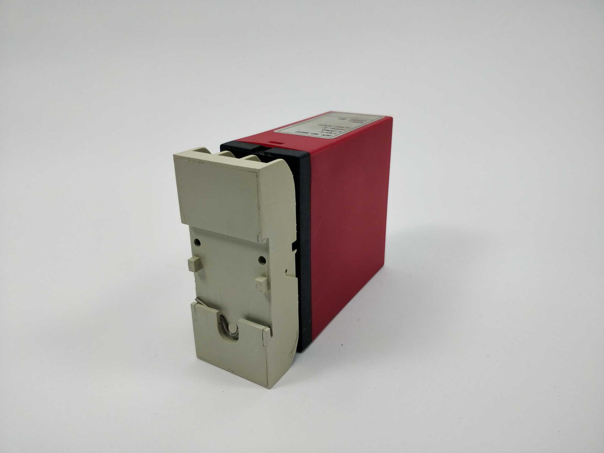 PR Electronics 2237B1 Limit Switch with Electromatic S411