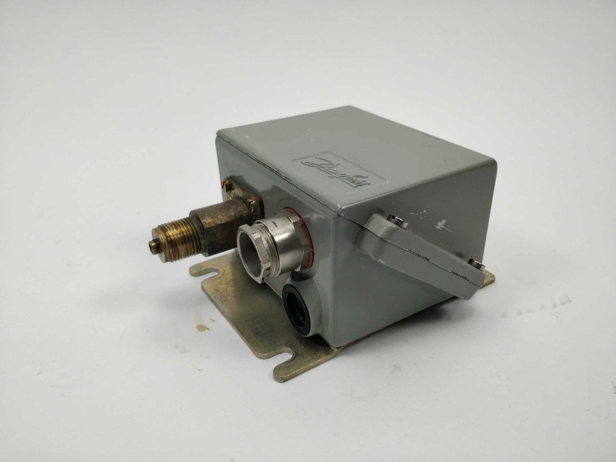 Danfoss 060-3100 KPS 35, Pressure Switch