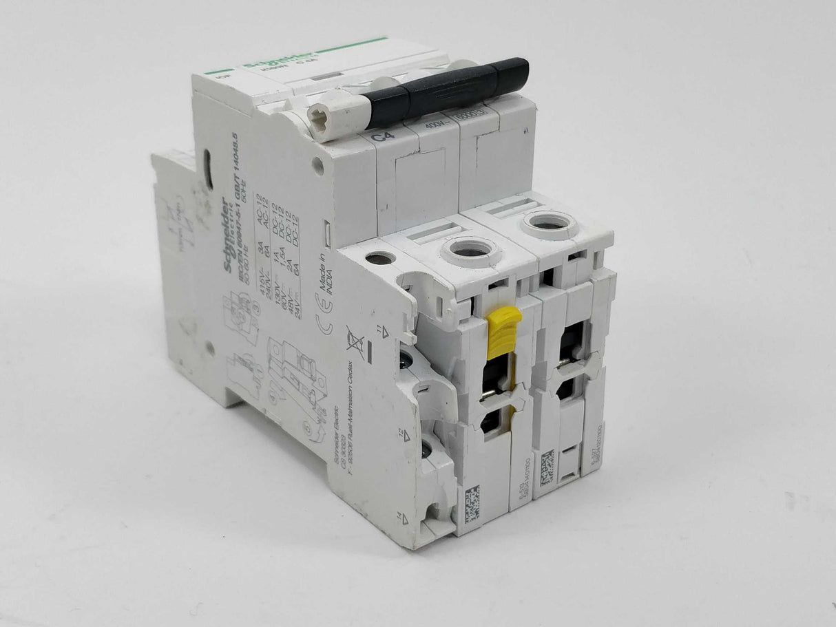 Schneider Electric A9F04204 Miniature Circuit Breaker C 4A With A9A26924