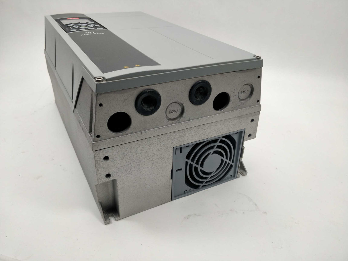 Danfoss 131H3108 FC-202P2K2T4E55H1UGCXXXSXXXXAXBXCXXXXDX