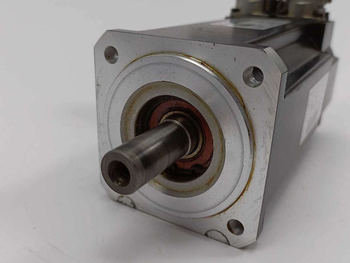 Beckhoff AM3032-0C30-0000 Servo Motor