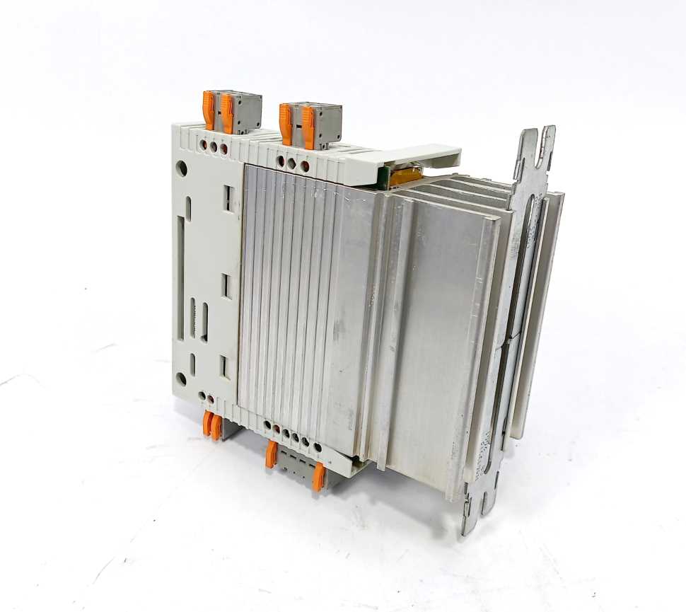 LENZE E82EV371S2B 00422949 8200-vector
