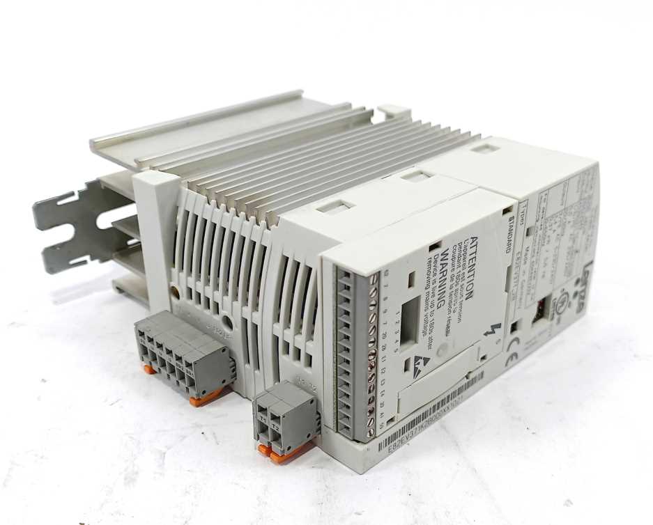 LENZE E82EV371S2B 00422949 8200-vector