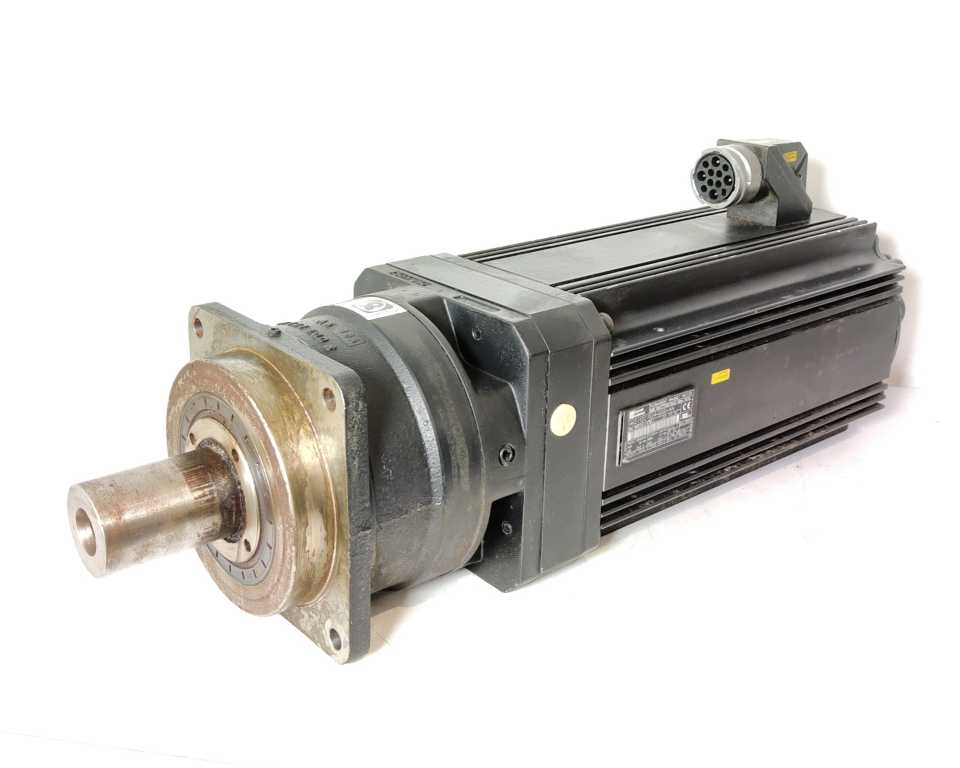 Rexroth Indramat R911277858 MKD112C-024-GG0-AN Digital AC Servo Motor