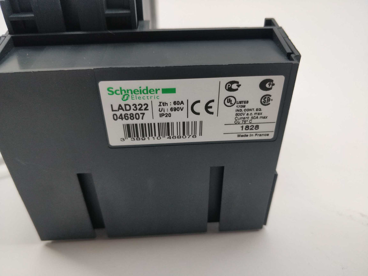 Schneider Electric GV2ME223 With LAD9AP3D1. 24VDC. 20-25 A