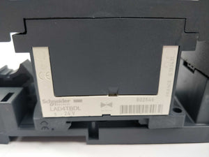 Schneider Electric GV2ME223 With LAD9AP3D1. 24VDC. 20-25 A