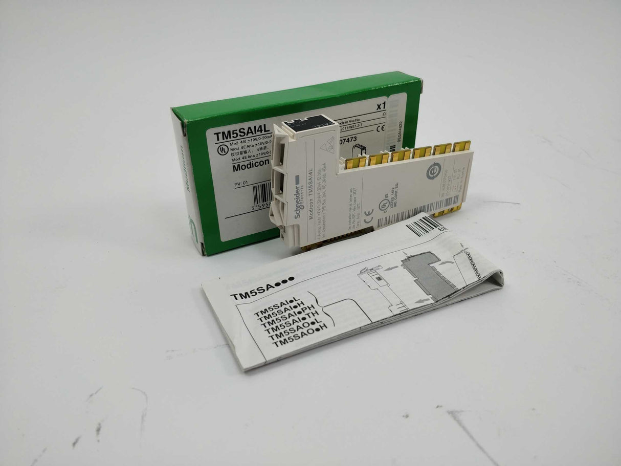Schneider Electric TM5SAI4L 4 analog input. +/- 10 V / 0-20mA / 4-20mA - 12Bits