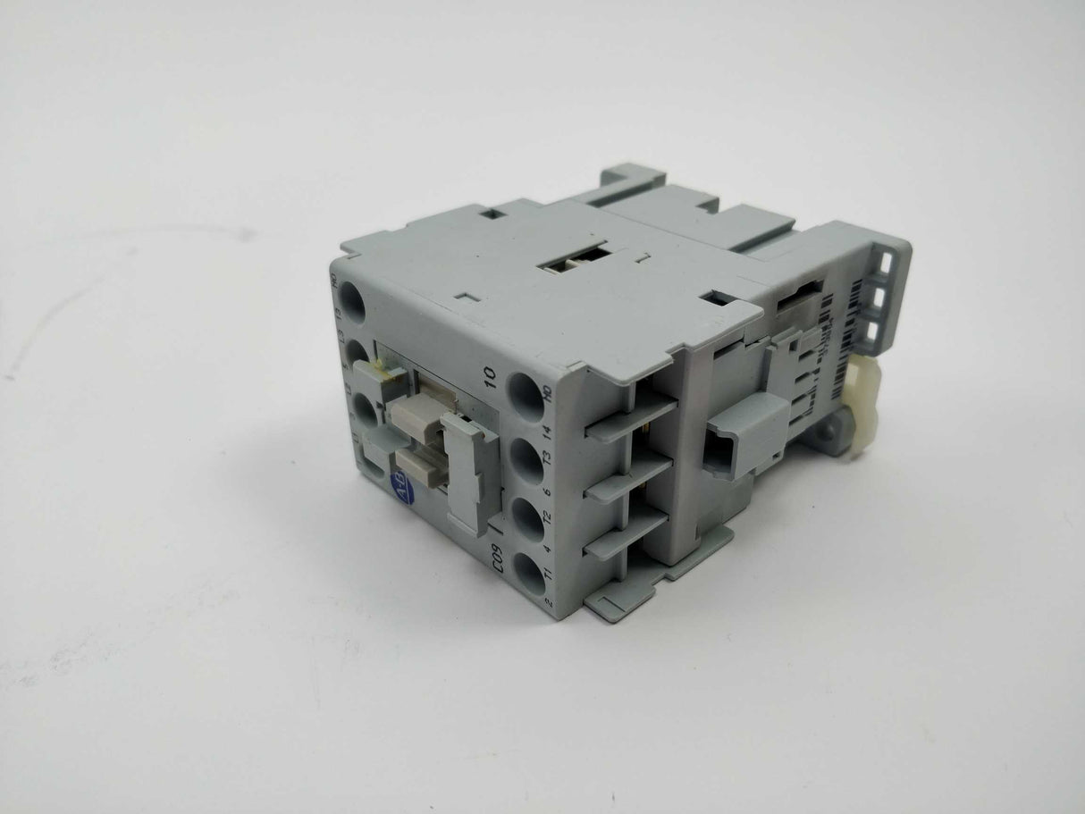 AB 100-C09KF10 3-phase Contactor. SER. A coil 230V