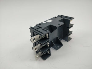 Schneider Electric LV429266 Plug in base, 3 poles