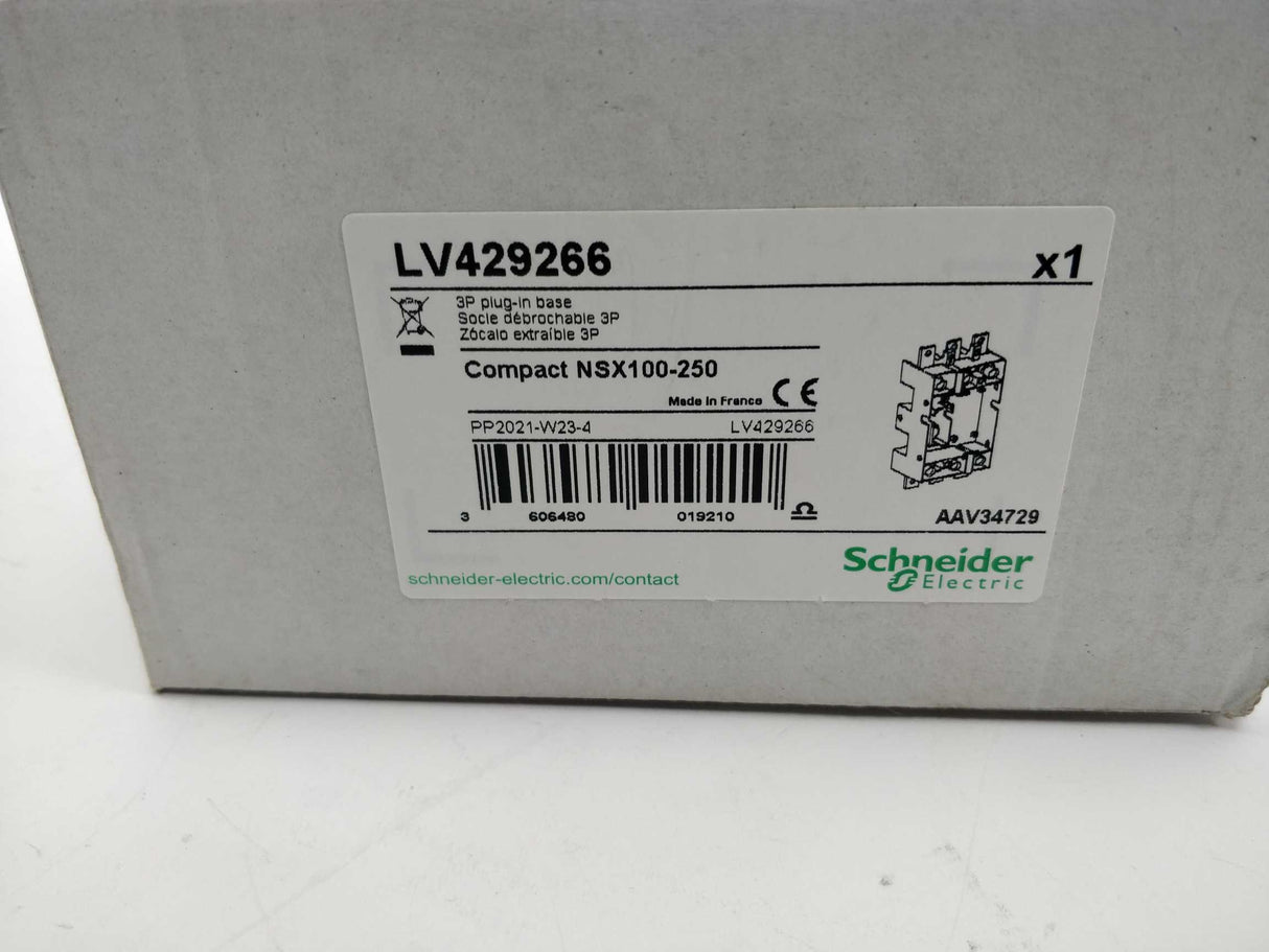 Schneider Electric LV429266 Plug in base, 3 poles