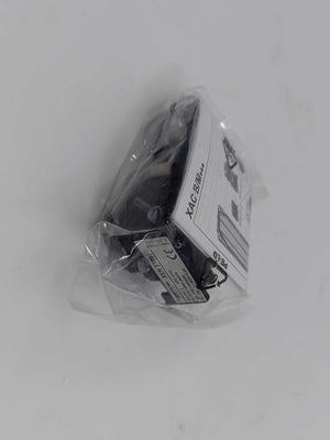 Schneider Electric XACS399 Isolating Block