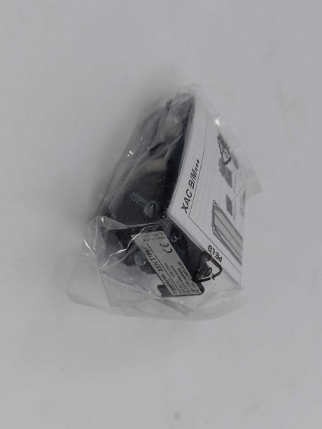 Schneider Electric XACS399 Isolating Block