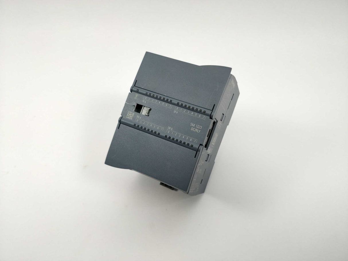 Siemens 6ES7223-1PL32-0XB0 SIMATIC S7-1200 Digital I/O SM 1223