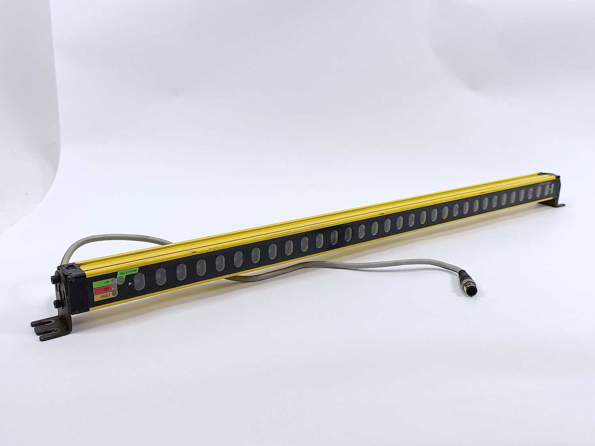 SUNX SF2-EH32P Emitter with SF2-EH32D Receiver