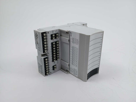 Honeywell XF821A Panel Bus IO Module, 8 IO w/ XS821-22 Terminal socket