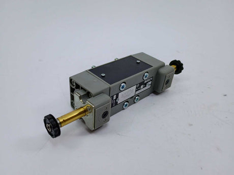 Bosch 0820024998 Pneumatic solenoid valve