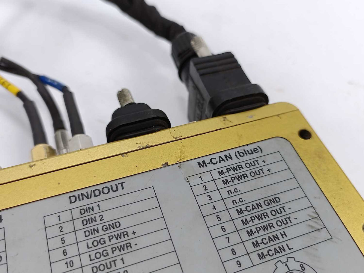 Ipetronik FLEETlog2 Compact data logger for fleet management w/ Cables