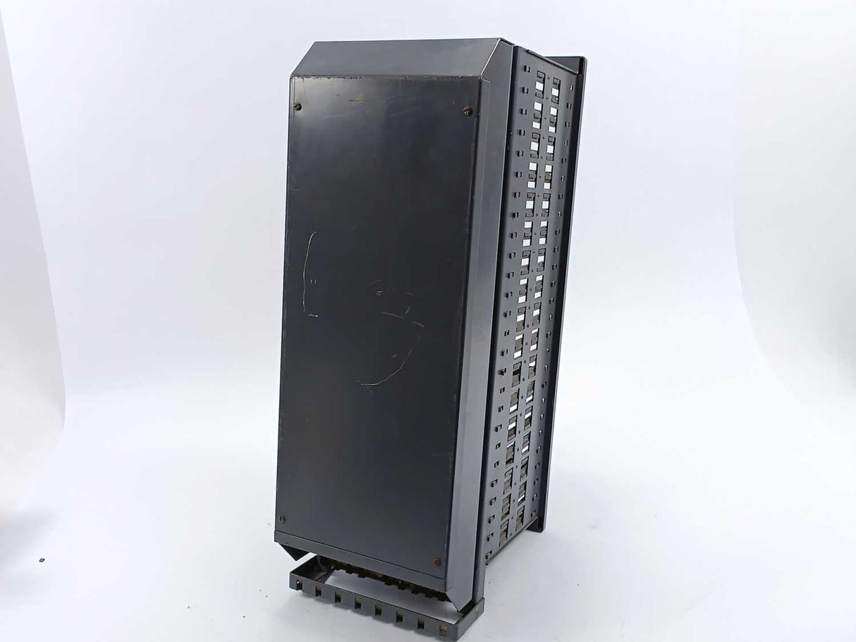 Soren T.Lyngso 213011 26-Slot Rack