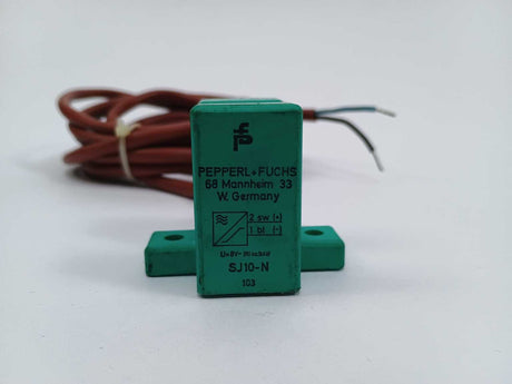 Pepperl+Fuchs SJ10-N Inductive Slot Sensor with Cabel