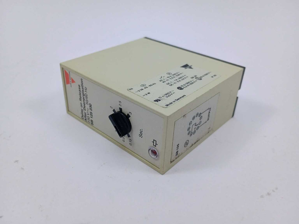 Carlo Gavazzi SB125230 Delay on Release After Deenergisation