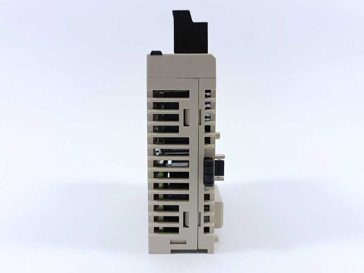 Idec FC4A-R161 MicroSmart Digital I/O Module