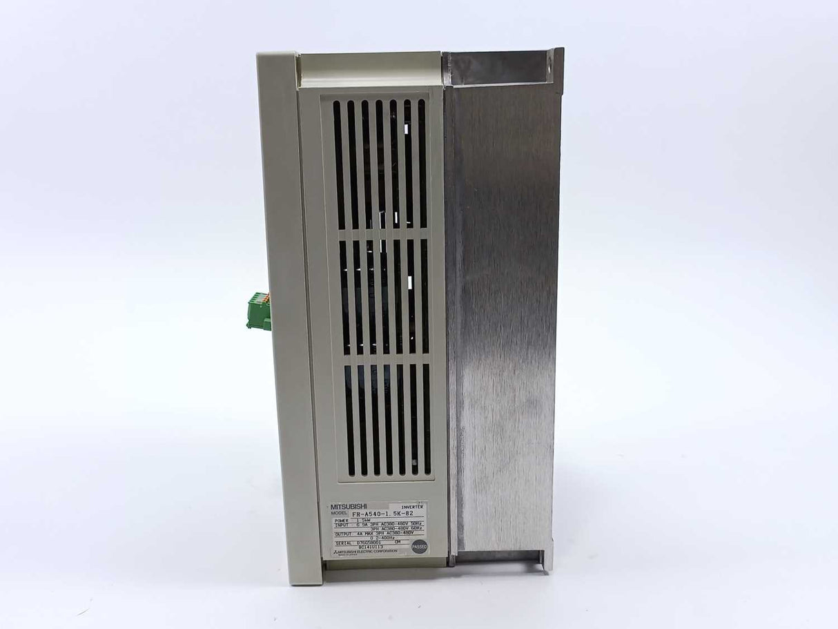 Mitsubishi FR-A540-1.5K-82 FREQROL-A500 Inverter & FR-DU04 Control Panel