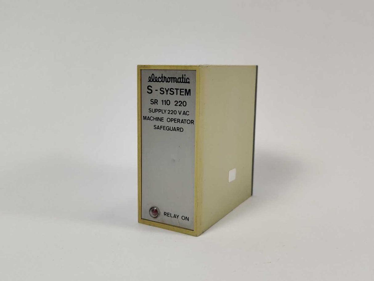 Electromatic SR 110 220 / SE110220  220 V AC Machine Operator Safeguard
