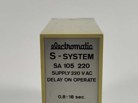 Electromatic SA 105 220 / SA105220 0,8-18 sec. 220 VAC Relay. Delay on Operate