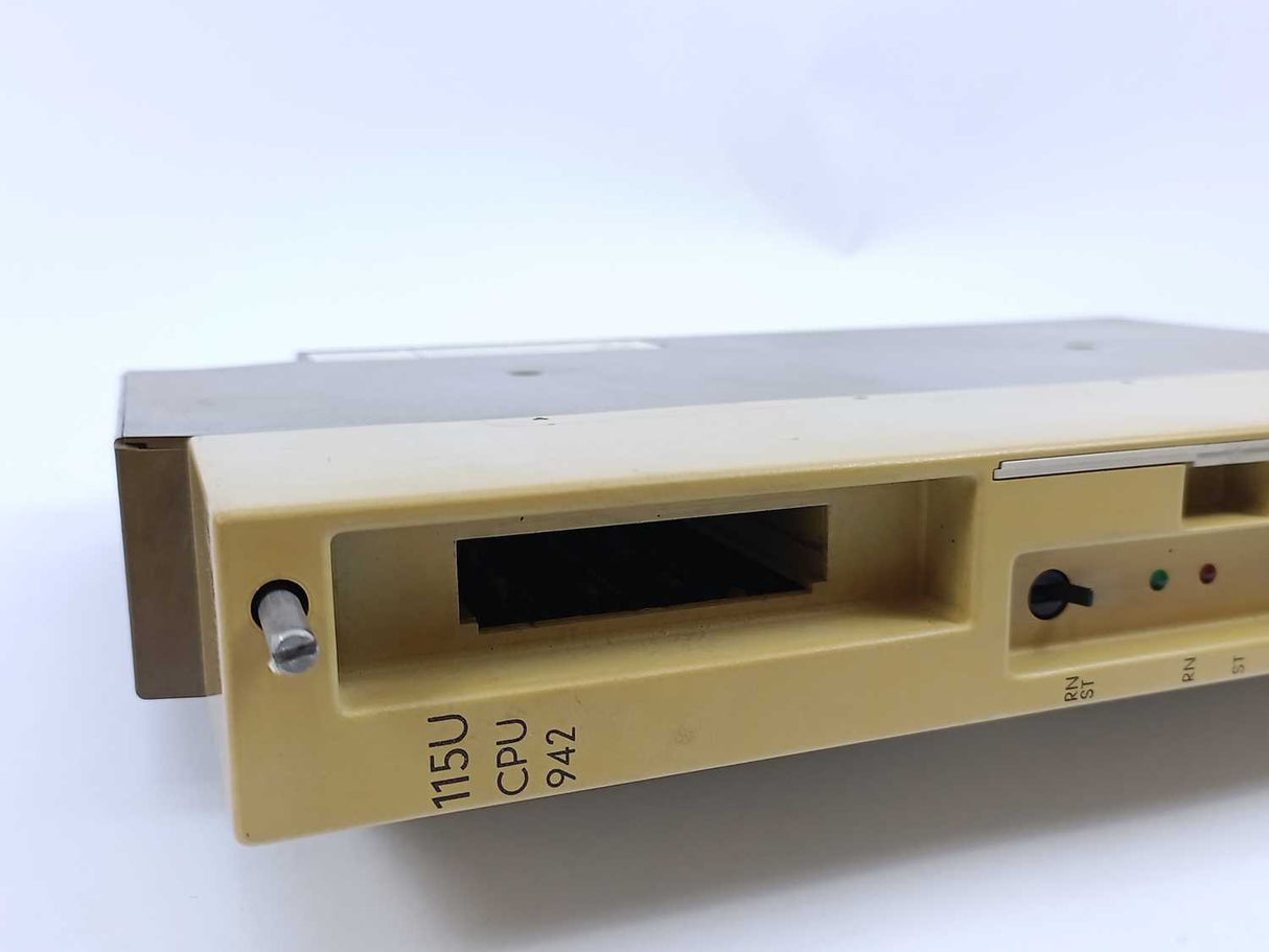 Siemens 6ES5942-7UA12 SIMATIC S5 942 Central Processing Unit