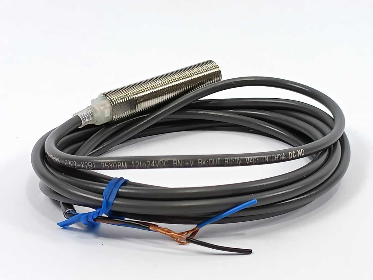 OMRON E2E2-X2B1 Proximity Sensor, 2m