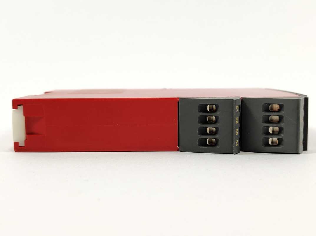 PR Electronics 5131A1B 2-wire programmable transmitter